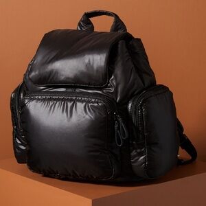 Caraa Cirrus Backpack Medium Black Travel Lightweight Laptop Work Bag NWT NEW